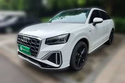 Audi Q2L · 2022 год