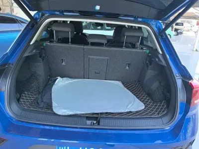 Volkswagen T-Roc 2022, 25000 км, за 14704.79 USD