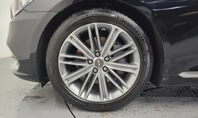 Genesis G80 2017, 105236 км, за 9712.59 USD