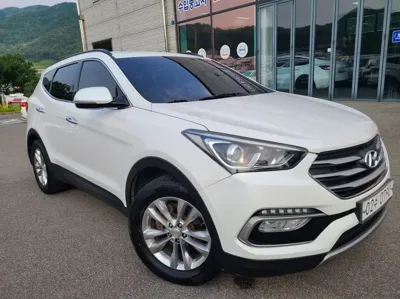 Hyundai Santafe 2016, 128554 км, за 8139.61 USD