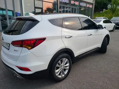 Hyundai Santafe 2016, 128554 км, за 8139.61 USD - фото 6
