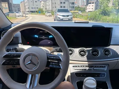Mercedes-Benz E-Class · 2023 год