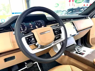 Land Rover Range Rover 2024, 19000 км, за 180769.83 USD - фото 6