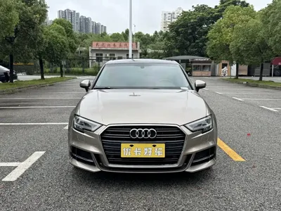Audi A3 2019, 35000 км, за 9238.05 USD