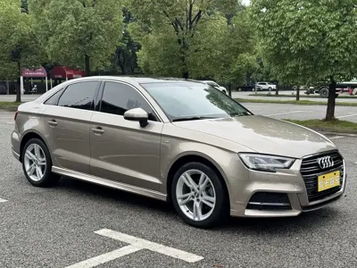 Audi A3 2019, 35000 км, за 9238.05 USD