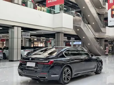 BMW 7 Series 2022, 52000 км, за 42509.48 USD - фото 7