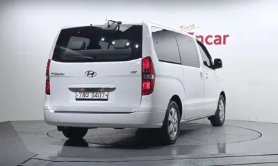 Hyundai Starex 2019, 75821 км, за 12052.12 USD