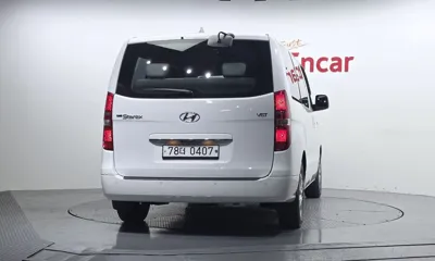 Hyundai Starex 2019, 75821 км, за 12052.12 USD