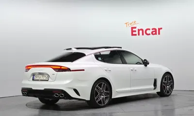 Kia Stinger 2022, 106034 км, за 16511.4 USD