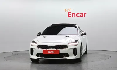 Kia Stinger 2022, 106034 км, за 16511.4 USD