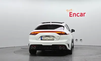 Kia Stinger 2022, 106034 км, за 16511.4 USD
