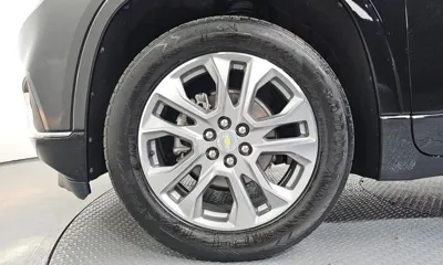 ChevroletGMDaewoo Traverse 2020, 122705 км, за 10132.44 USD
