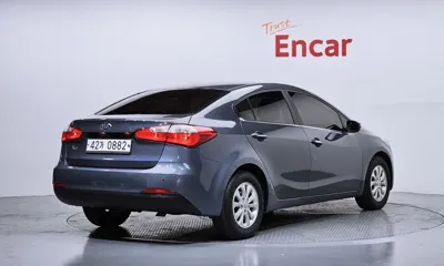 Kia K3 2015, 121013 км, за 3643.17 USD