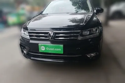 Volkswagen Tiguan L 2021, 60000 км, за 14632 USD