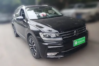 Volkswagen Tiguan L 2021, 60000 км, за 14632 USD