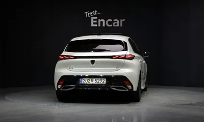 Peugeot 308 2022, 109612 км, за 12547.07 USD