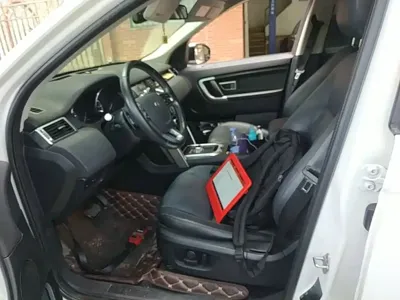 Land Rover Discovery Sport 2016, 81000 км, за 8510.14 USD - фото 15