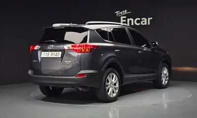 Toyota RAV4 2015, 74627 км, за 10742.68 USD