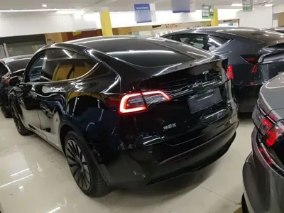 Tesla Model Y 2022, 70000 км, за 22251.92 USD