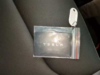 Tesla Model Y 2022, 70000 км, за 22251.92 USD - фото 9