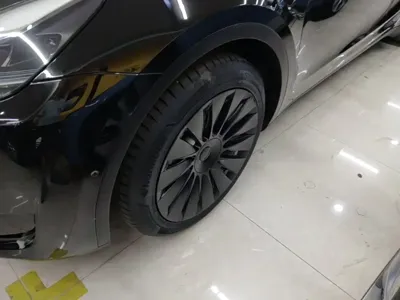 Tesla Model Y 2022, 70000 км, за 22251.92 USD - фото 23