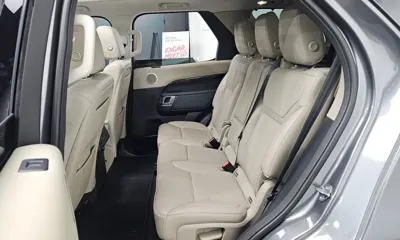 Land Rover Discovery 2019, 84113 км, за 18167.6 USD - фото 12