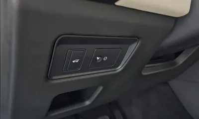 Land Rover Discovery 2019, 84113 км, за 18167.6 USD - фото 28