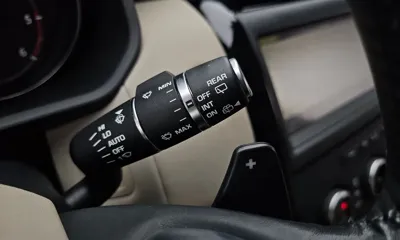 Land Rover Discovery 2019, 84113 км, за 18167.6 USD - фото 30