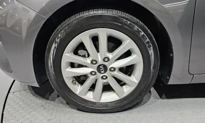 Kia K3 2016, 28351 км, за 5984.91 USD
