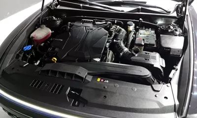 Hyundai Grandeur 2023, 32770 км, за 19947.14 USD - фото 6