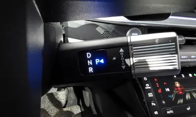 Hyundai Grandeur 2023, 32770 км, за 19947.14 USD - фото 9