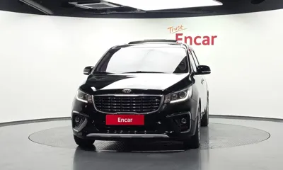 Kia Canival 2019, 114111 км, за 8993.04 USD