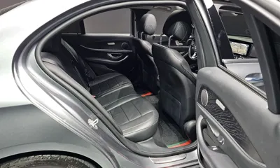 Mercedes-Benz E-Class 2018, 129608 км, за 9946.04 USD - фото 11