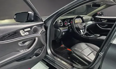 Mercedes-Benz E-Class 2018, 129608 км, за 9946.04 USD - фото 12