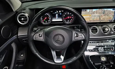 Mercedes-Benz E-Class 2018, 129608 км, за 9946.04 USD - фото 13