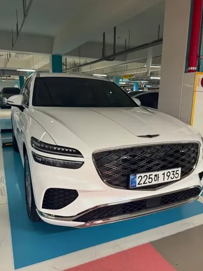 Genesis GV70 2025, 7800 км, за 17120.58 USD