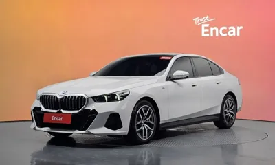 BMW 5-Series · 2026 год
