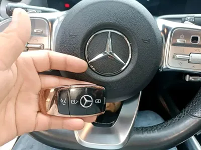 Mercedes-Benz EQA 2021, 83000 км, за 12881.91 USD - фото 9