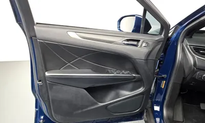 Lincoln MKC 2018, 50765 км, за 9839.83 USD - фото 24