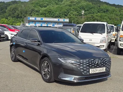 Hyundai Grandeur 2021, 77250 км, за 13586.42 USD