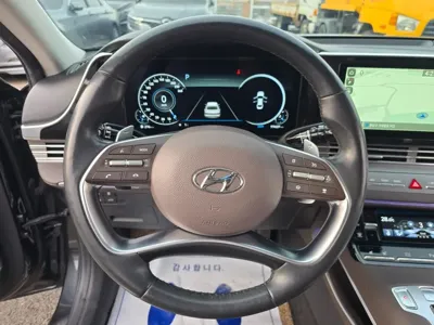 Hyundai Grandeur 2021, 77250 км, за 13586.42 USD - фото 8