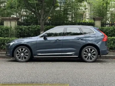Volvo XC60 2022, 73000 км, за 22071.38 USD