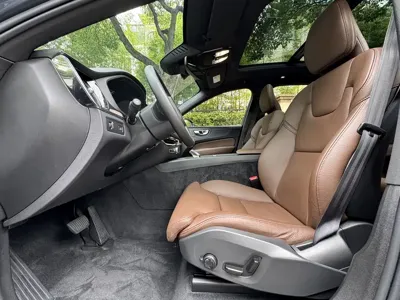 Volvo XC60 2022, 73000 км, за 22071.38 USD - фото 9