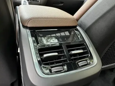 Volvo XC60 2022, 73000 км, за 22071.38 USD - фото 15