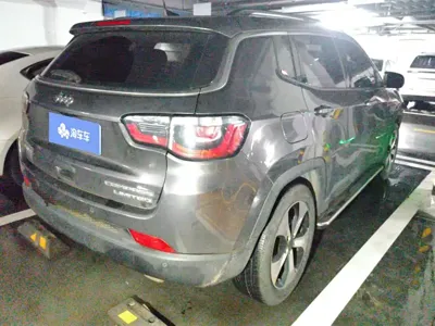 Jeep Compass 2018, 105399 км, за 5444.27 USD