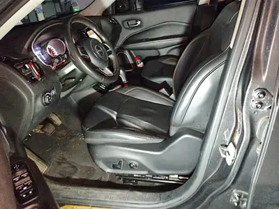 Jeep Compass 2018, 105399 км, за 5444.27 USD - фото 9