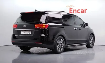 Kia Canival 2019, 62338 км, за 11684.39 USD
