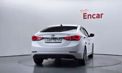 Hyundai Avante 2014, 197560 км, за 2146.51 USD