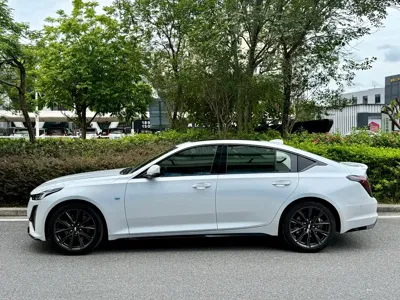 Cadillac CT5 2024, 25700 км, за 25940.75 USD