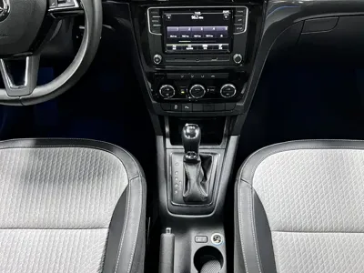Skoda Yeti 2019, 45000 км, за 6444.84 USD - фото 15